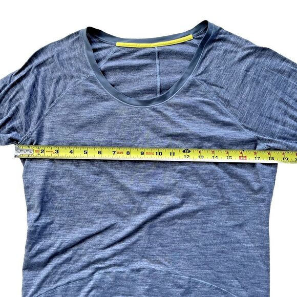 Lululemon Layered Long Sleeve Tee Size 8 Heathered Slate Almost Pear Blouse - Picture 12 of 13